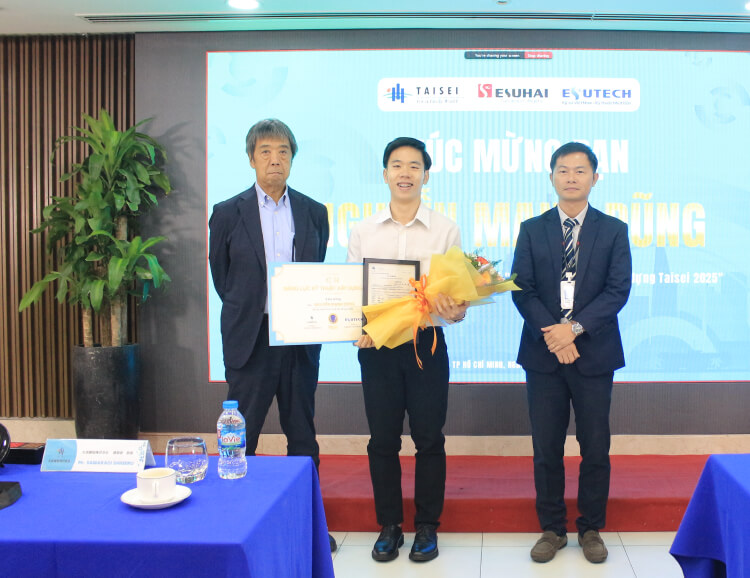 在学中から卒業後までの長期人材育成プログラム